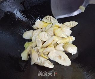 油焖春笋的做法步骤:5