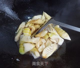 油焖春笋的做法步骤:6