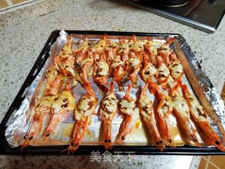 蒜蓉芝士焗虾的做法步骤:11