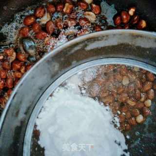 煲剧小零食,糖衣花生的做法步骤:5