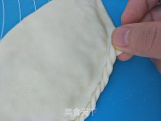 酸菜猪肉馅盒子!的做法步骤:8