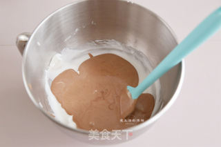 草莓慕斯蛋糕的做法步骤:8