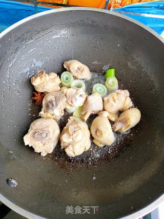 土豆炖鸡块的做法步骤:8
