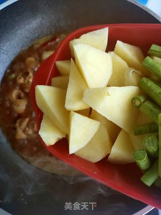 土豆炖鸡块的做法步骤:13