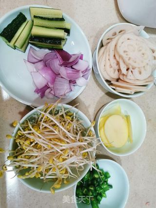 少辣版干锅鸡的做法步骤：3