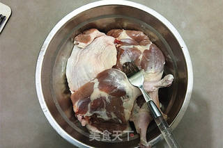 奥尔良烤鸭腿的做法步骤:2