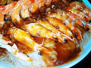 蒜蓉粉丝开背虾的做法步骤:15