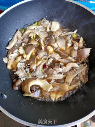 大骨汤炖蘑菇的做法步骤:10