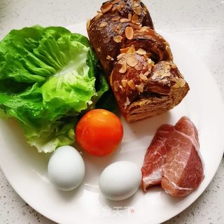三明治的做法步骤：1