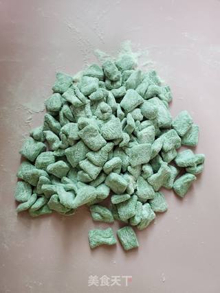 菠菜面的做法步骤:9