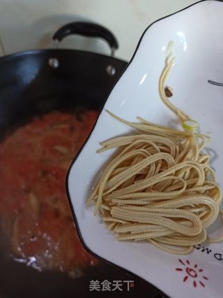 西红柿疙瘩汤的做法步骤:11