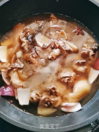 土豆烧鸡块的做法步骤:7