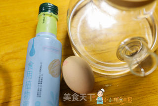 8个月以上辅食蒸蛋羹的做法步骤:2