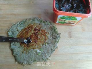 春日应季美食 香椿鸡蛋卷 的做法步骤:7