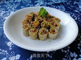 春日应季美食 香椿鸡蛋卷 的做法步骤:9