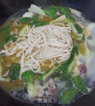 江南三鲜小煮面的做法步骤:6