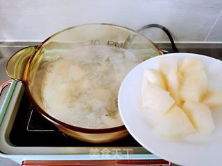 百合银耳雪梨羹的做法步骤:7