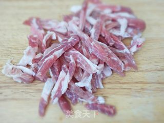 “ 春日应季美食 ”莴笋炒肉的做法步骤:5