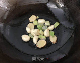 酸辣炖鱼的做法步骤:5