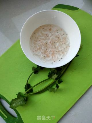 虾皮香椿猪肉馅馄饨的做法步骤:13