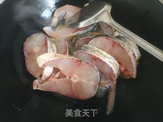 家常炖草鱼的做法步骤:6