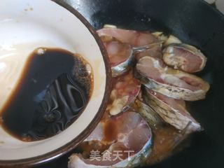 家常炖草鱼的做法步骤:9