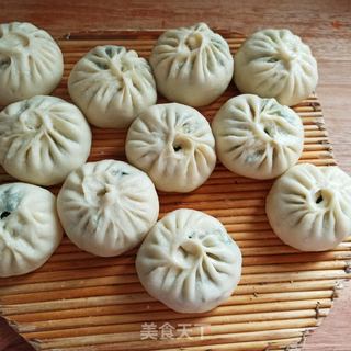 韭菜鸡蛋包子的做法步骤:14
