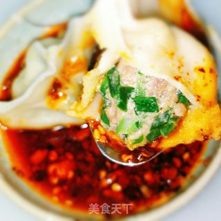 “ 春日应季美食 ”韭菜猪肉馅水饺的做法步骤：1