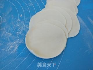 “ 春日应季美食 ”韭菜猪肉馅水饺的做法步骤:7
