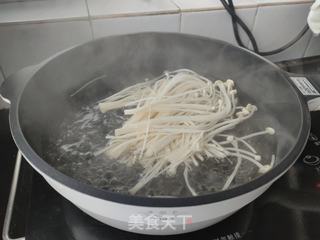 金针菇拌海带丝的做法步骤:2