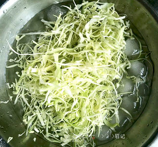 卷心菜沙拉的做法步骤:5
