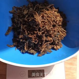 半烫面梅干菜肉饼的做法步骤：1