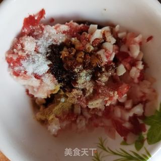 半烫面梅干菜肉饼的做法步骤：6