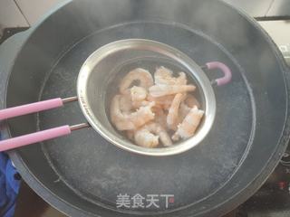 西芹炒虾仁的做法步骤:4