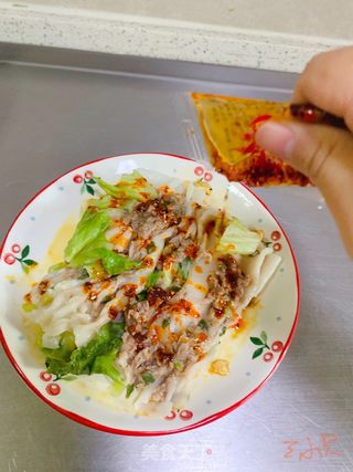 自制牛肉肠粉的做法步骤：13