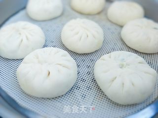 韭菜鸡蛋肉馅包子的做法步骤:10