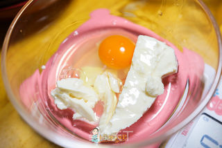 9个月以上肉松豆腐甜甜圈松饼的做法步骤：2