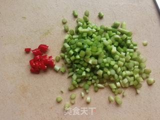 蒜苔炒榆钱的做法步骤:5