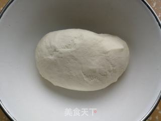 虾仁三鲜煎饺的做法步骤：1