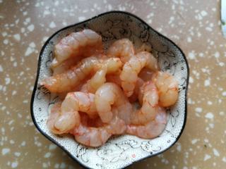 虾仁三鲜煎饺的做法步骤:2