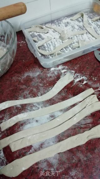 荞麦猫耳面的做法步骤:4