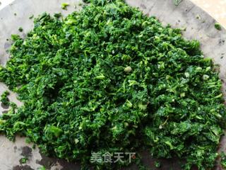 荠菜笋肉大馄饨的做法步骤:2