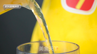 喜茶同款芝芝莓莓做法——时光荏苒饮品教学的做法步骤:2