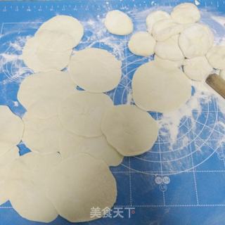 猪肉酸菜馅蒸饺的做法步骤:10