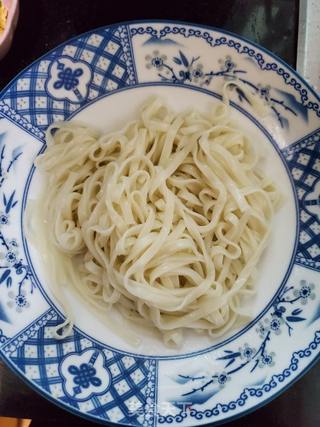 鸡丝拌面的做法步骤:3