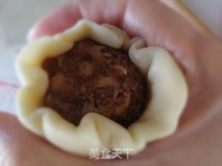 鲜肉月饼的做法步骤:16