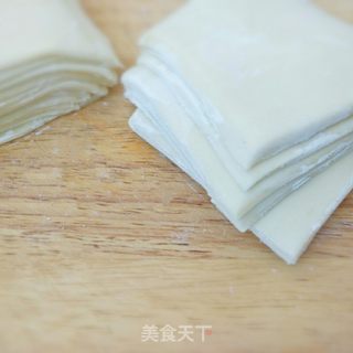 自制馄饨皮的做法步骤:10