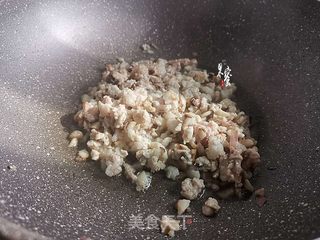 春笋鲜肉艾团的做法步骤:3
