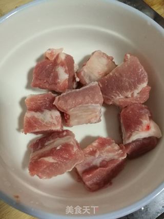 山药排骨二米粥的做法步骤:3