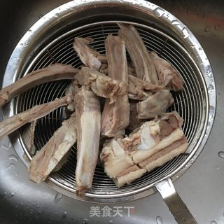 山药烧羊排的做法步骤：4